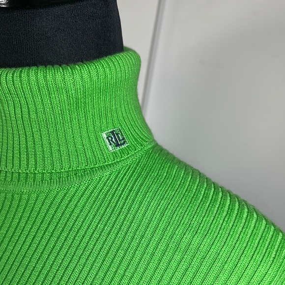 VINTAGE NWT Lauren Ralph Lauren Vibrant Green Ribbed Sweater - Picture 5 of 5